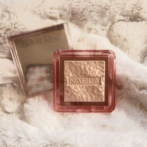 NABLA Skin Glazing Luminous pressed powder